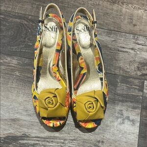 Sofft Yellow Wedge Sandals‎ with Ankle Strap